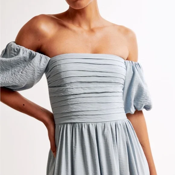 Abercrombie & Fitch Light Blue Strapless Dress - Picture 2 of 4